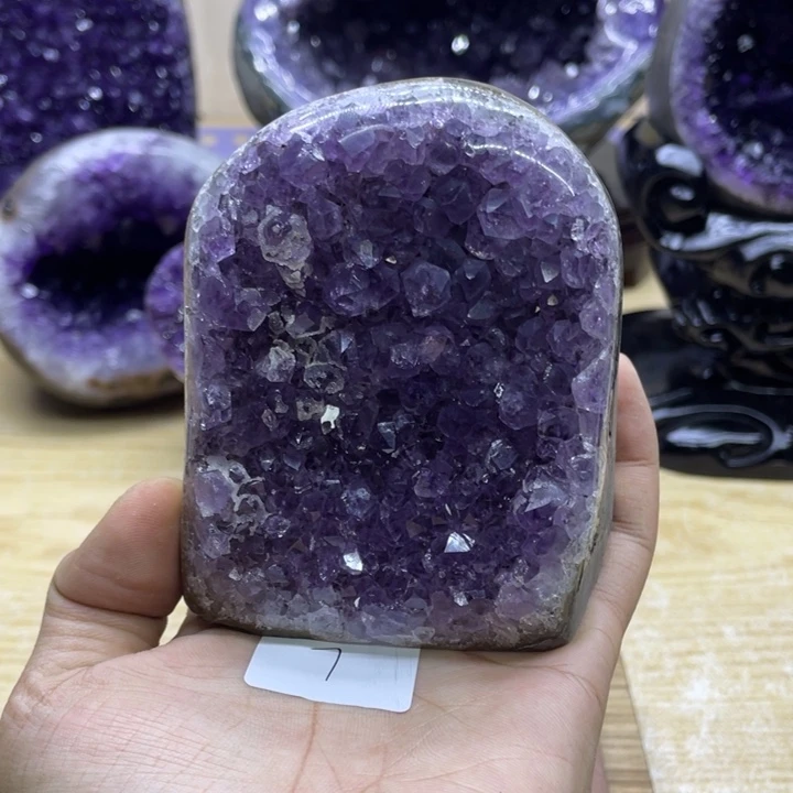 未镶嵌大型摆件（非配饰）紫晶