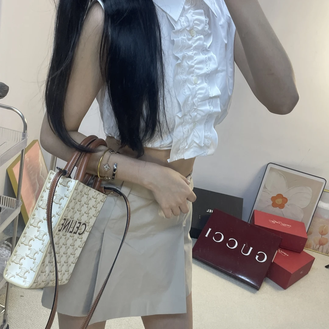 未使用 Prada/普拉达 A8345白色上衣 38码 肩宽35 胸围92 衣长35