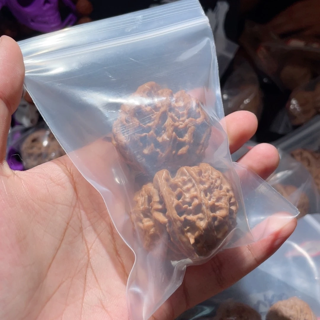 桃核把件老****堡46苹果园园子