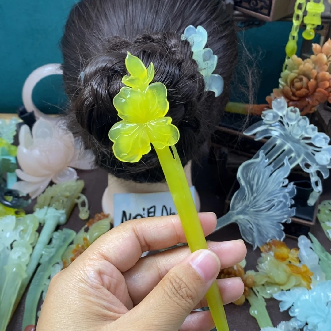 白***垩蛇纹石玉未镶嵌发饰