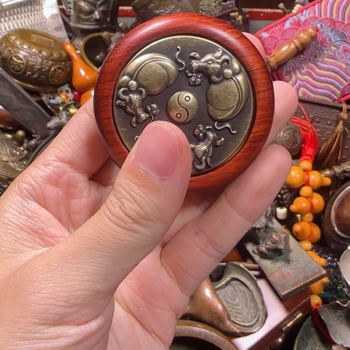 铜器把玩摆件链接