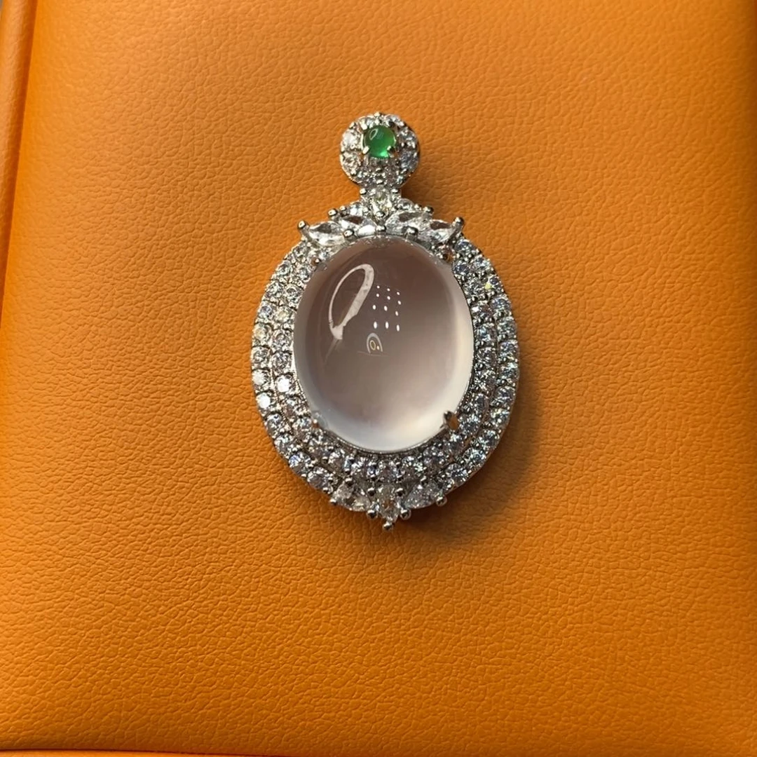 石英质玉未镶嵌吊坠