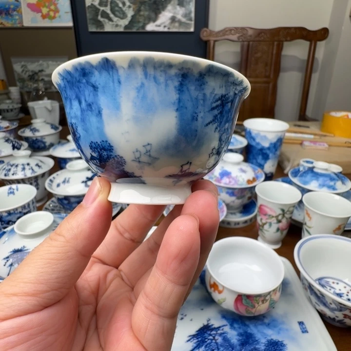 杯子山水画和油画的画师
