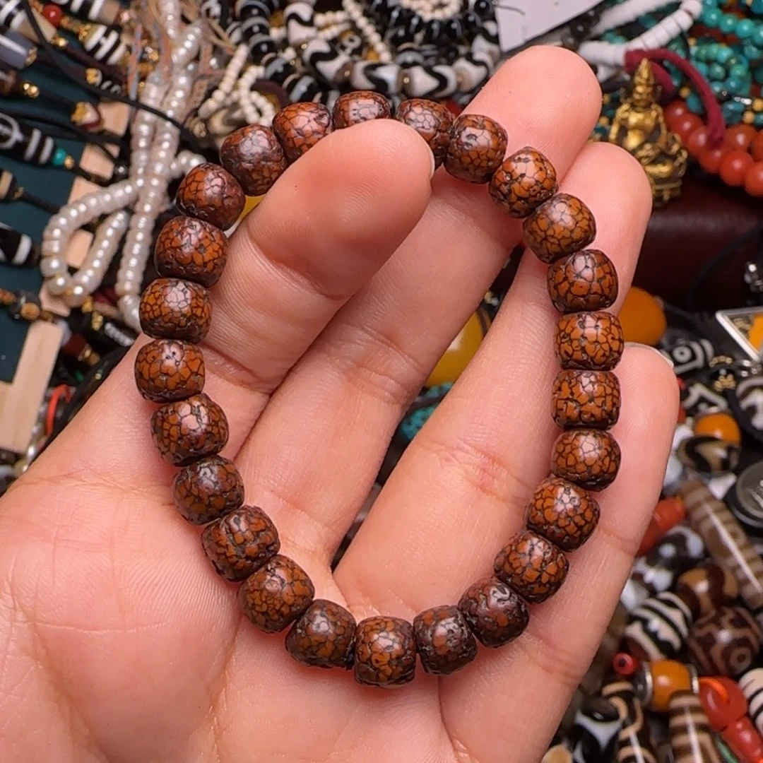 韩****玛瑙/玉髓未镶嵌颈饰