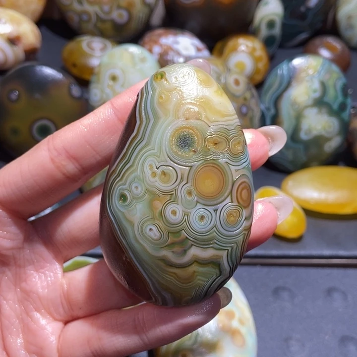 【闪购商品】未镶嵌玛瑙/玉髓珠宝奇石i i