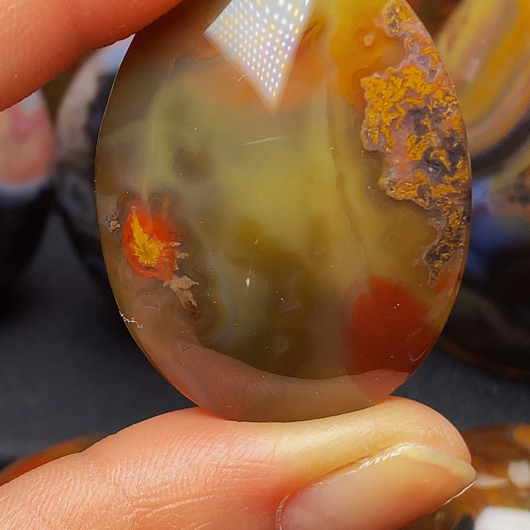 未镶嵌颈饰玛瑙/玉髓