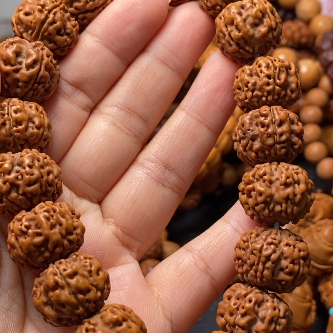 猴头核桃吊坠橄榄