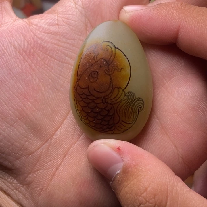 未镶嵌1定制和田玉旦****摩