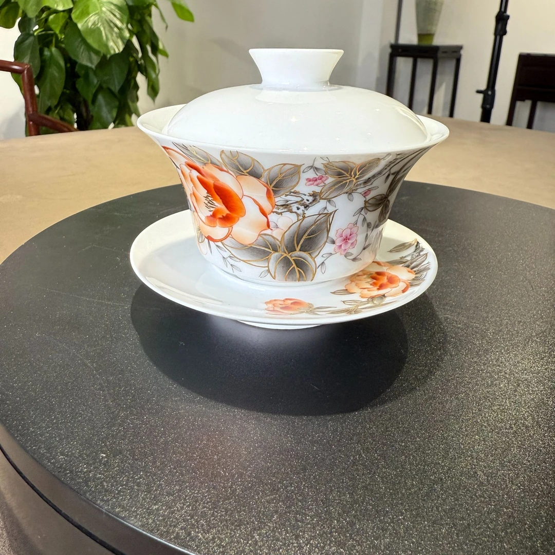 徐玉莹《鸿运当头》陶瓷描金盖碗