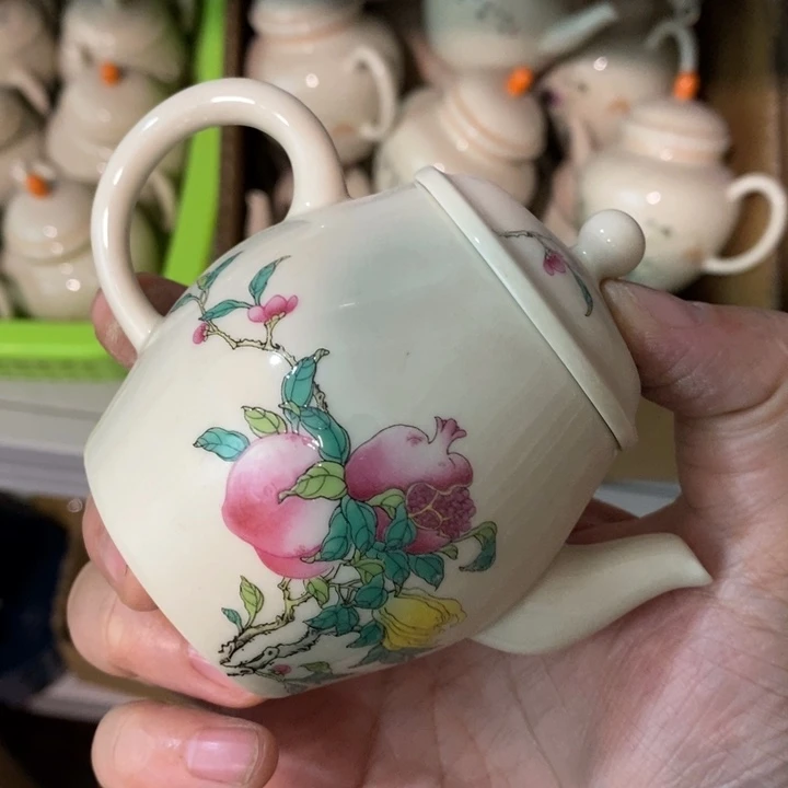 陶瓷艺术品及陶瓷制品