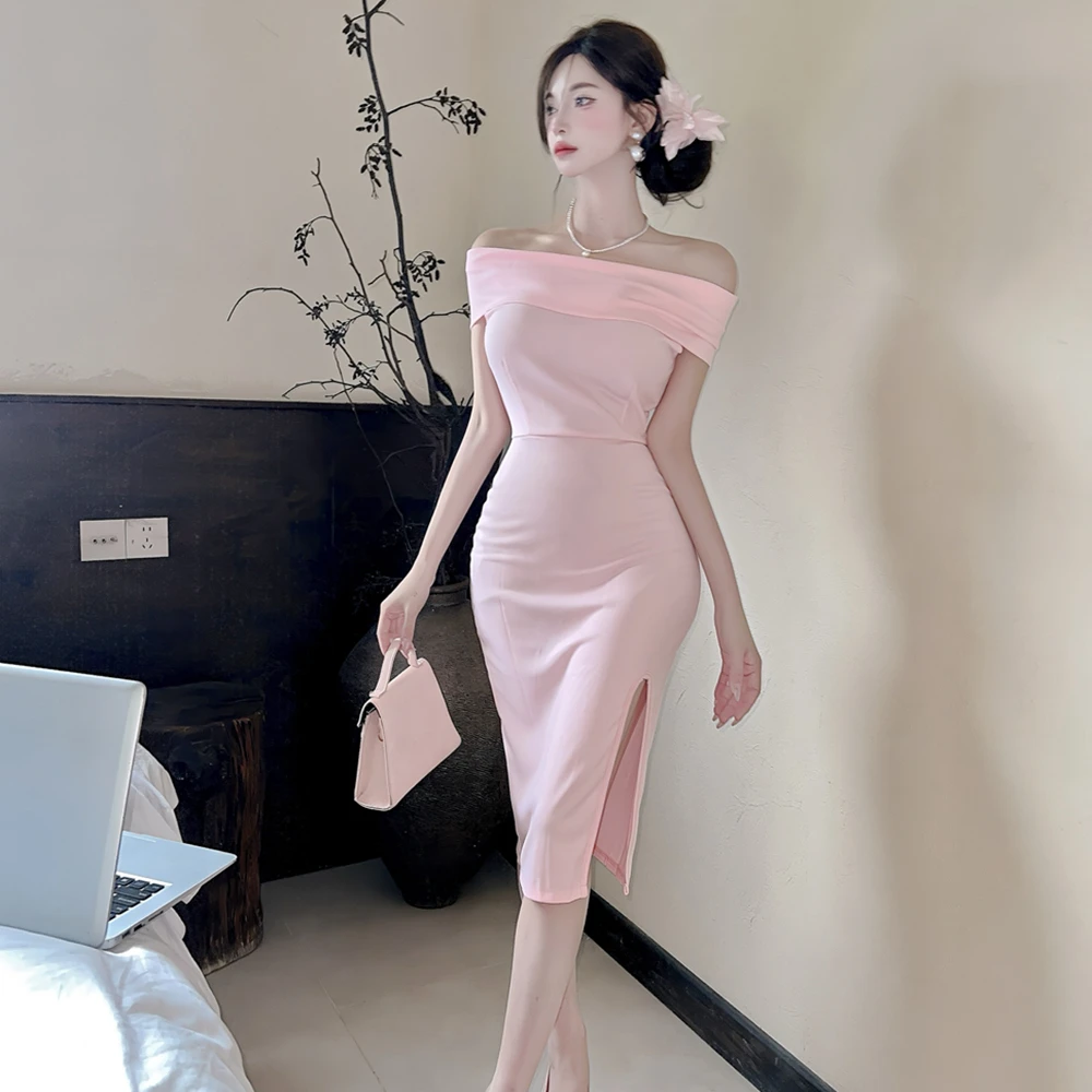 赫本风开叉一字肩修身连衣裙纯欲性感夏季露肩气质显瘦包臀裙法式