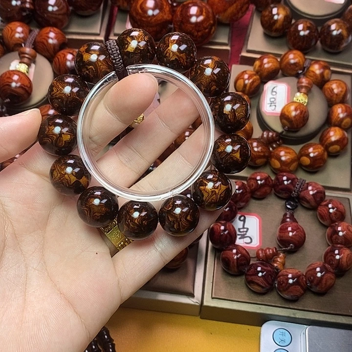 三***浩黄花梨/降香黄檀1.8留疤花老料