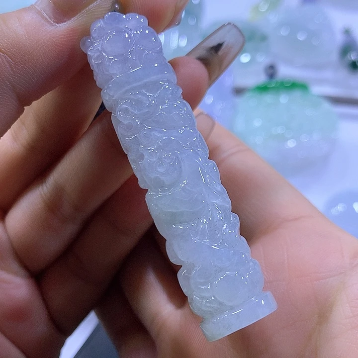 颈饰未镶嵌翡翠天然翡翠A货吊坠