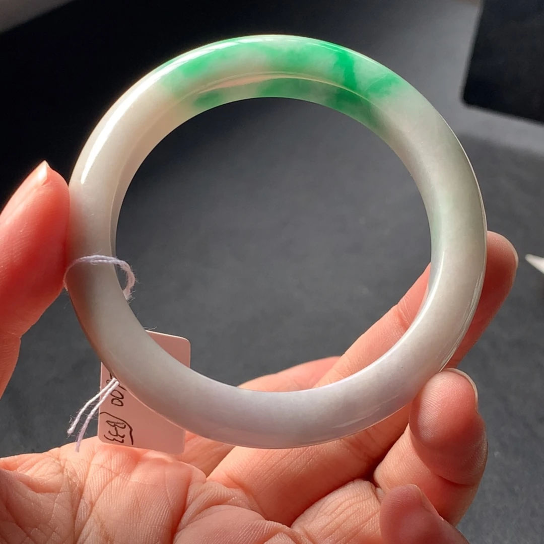 翡翠未镶嵌手镯28号52.9-12-8.4有裂