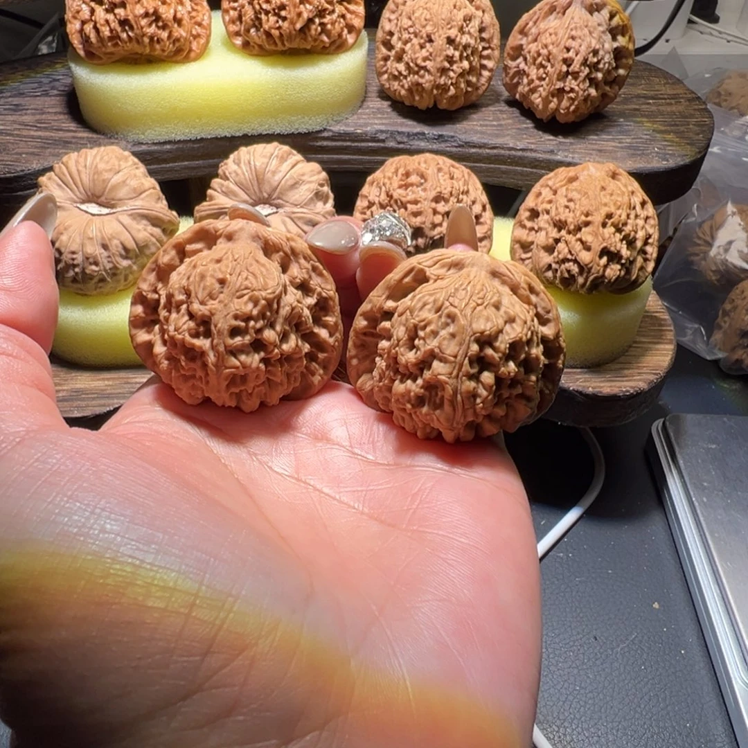 文玩核桃吊坠南疆石41福利