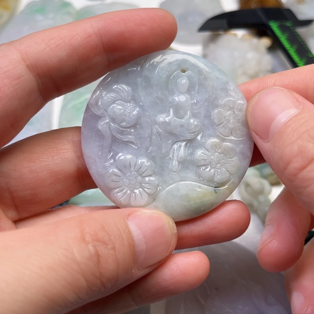 翡翠未镶嵌颈饰翡翠