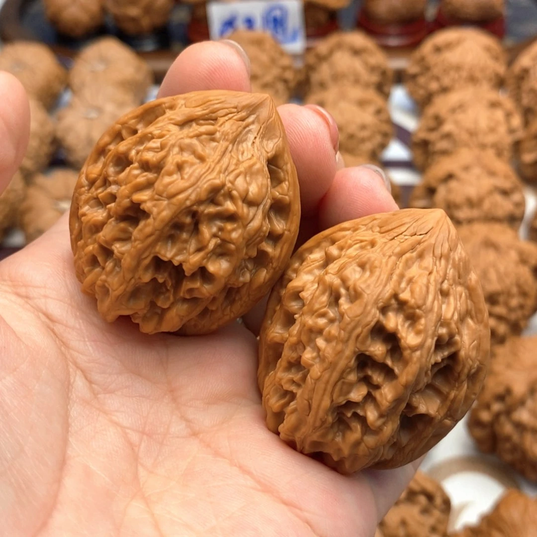 【闪购商品】文玩核桃把件38尺大沽石