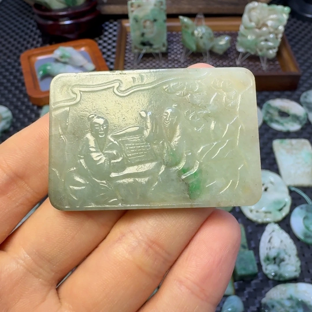 翡翠颈饰未镶嵌老*童翡翠颈饰未镶嵌..