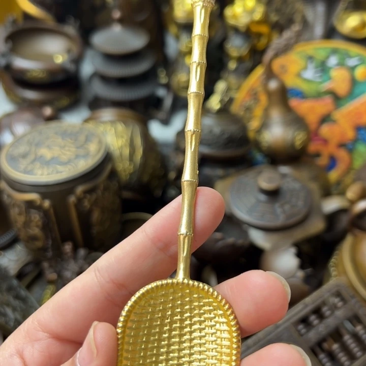 精美铜器摆件藏收