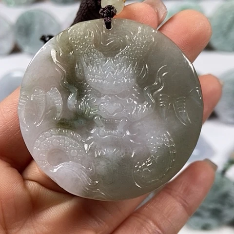 翡翠颈饰未镶嵌龙行天下福利
