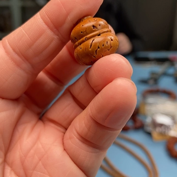 【闪购商品】桃核吊坠2个葫芦桃核