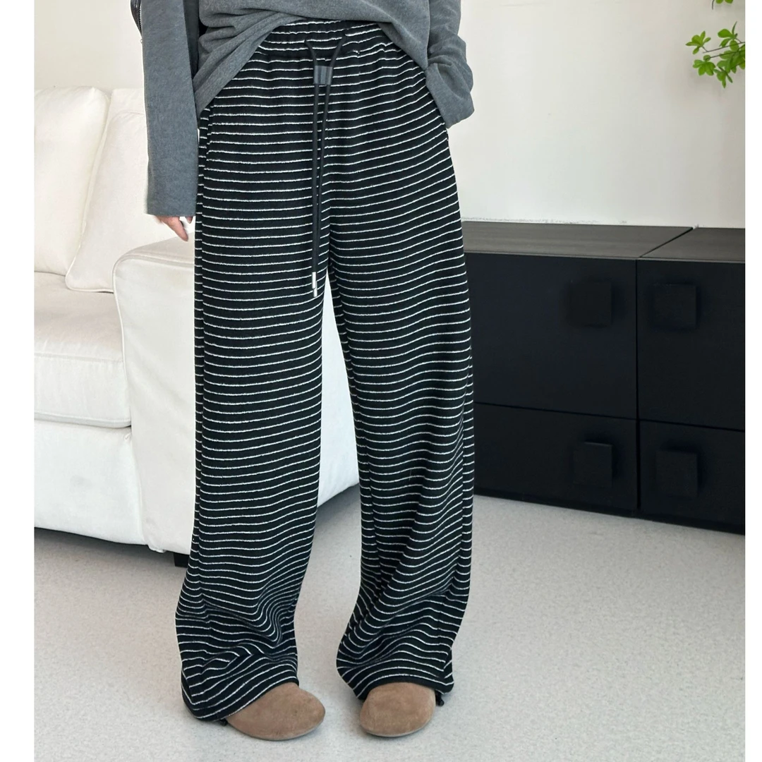 【摩姐姐欧韩】9027新款加绒松紧腰细条纹直筒卫裤