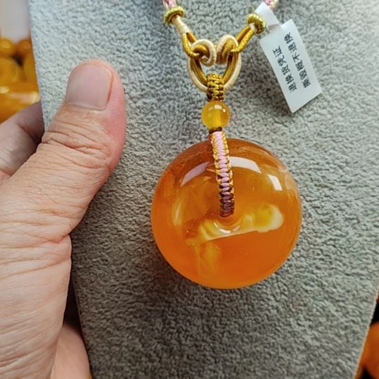 蜜蜡吊坠(赠链)未镶嵌