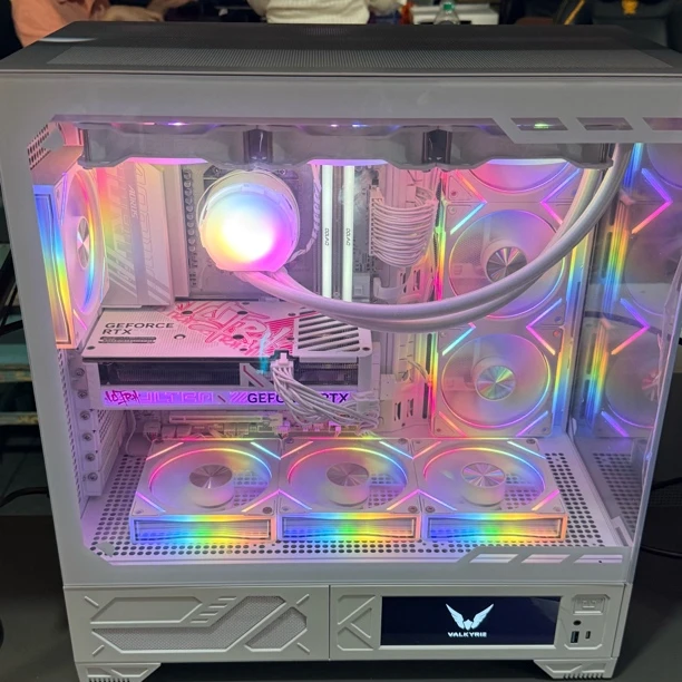 95新  小雪电脑  9800X3D 5060ti B850