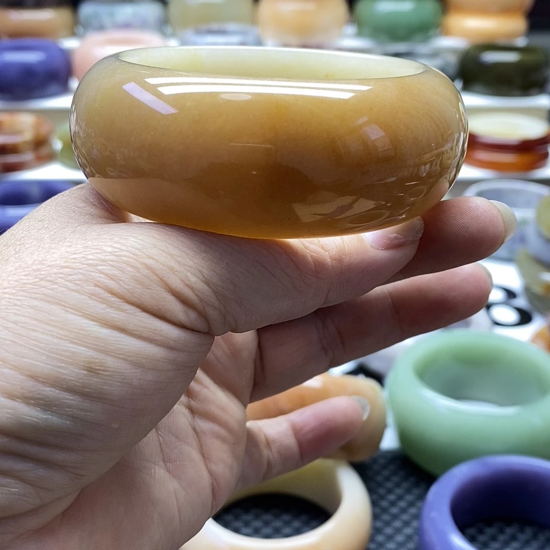 石英质玉未镶嵌手镯