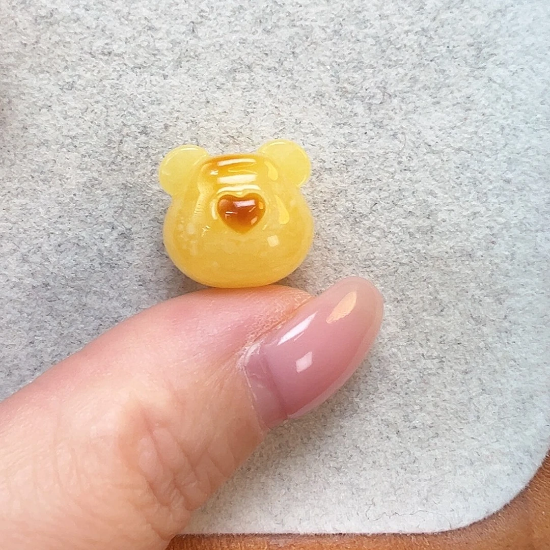 幸***头琥珀未镶嵌珠宝奇石