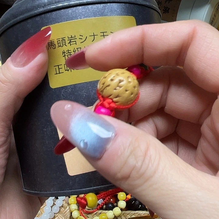 文玩核桃吊坠小桃核，转转链接……