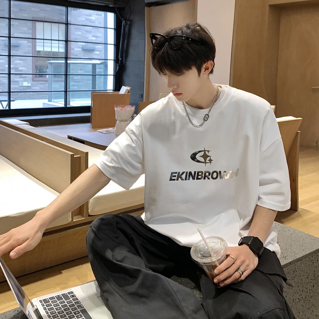 银色立体四芒星印花短袖T恤男DT7777