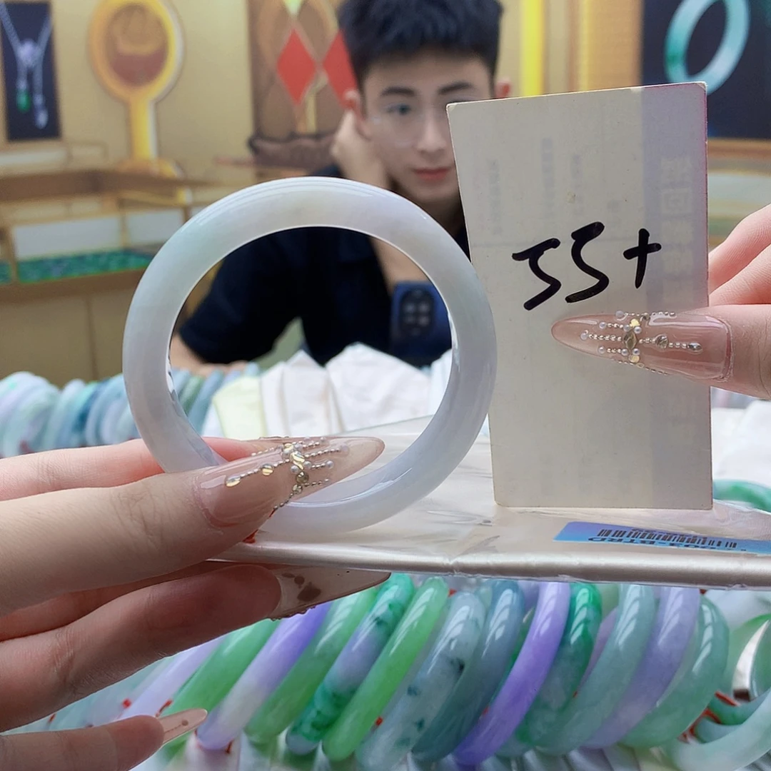 翡翠未镶嵌手镯nn