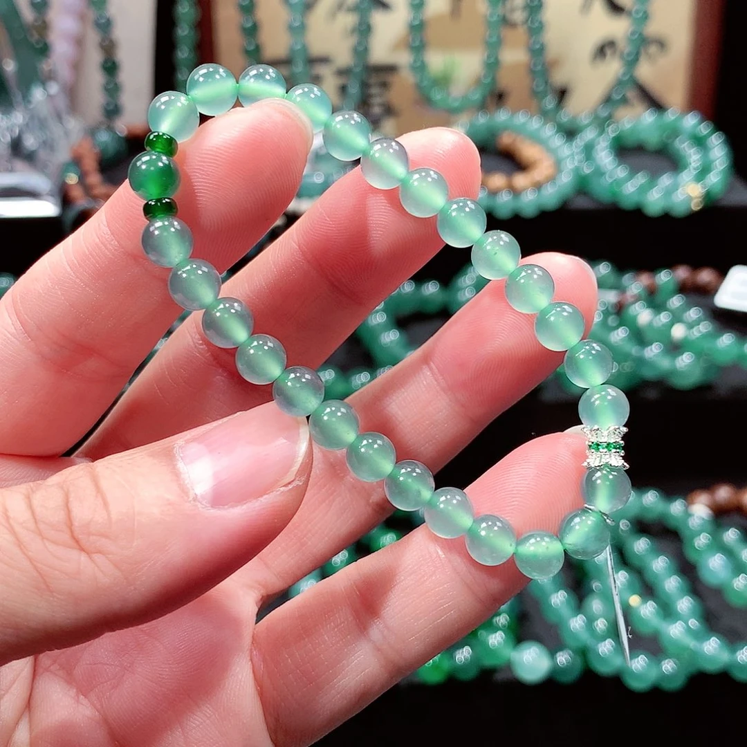 翡翠未镶嵌手链卡6.3