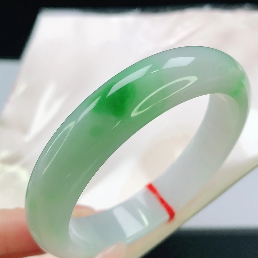 翡翠未镶嵌手镯846