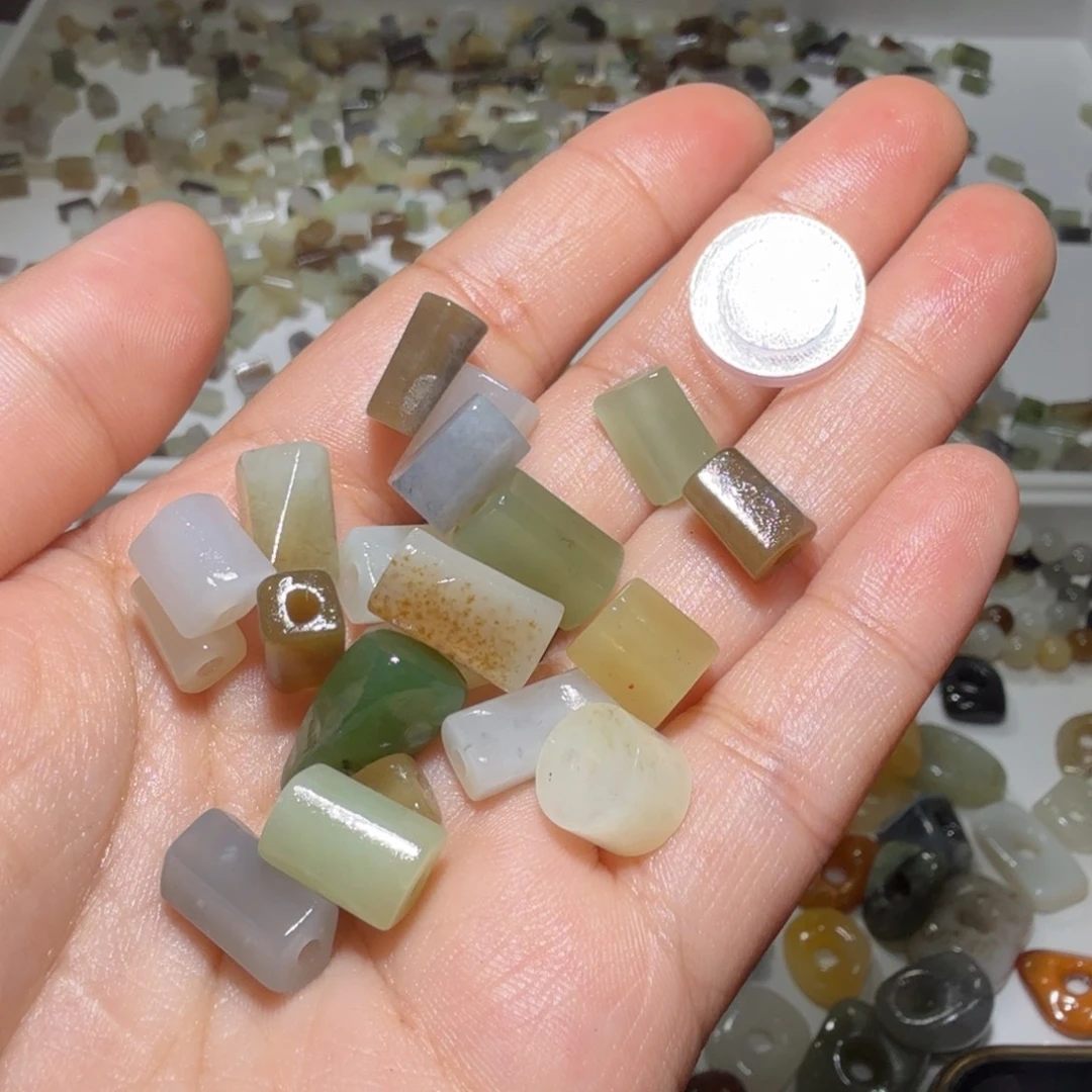 和田玉未镶嵌珠宝奇石