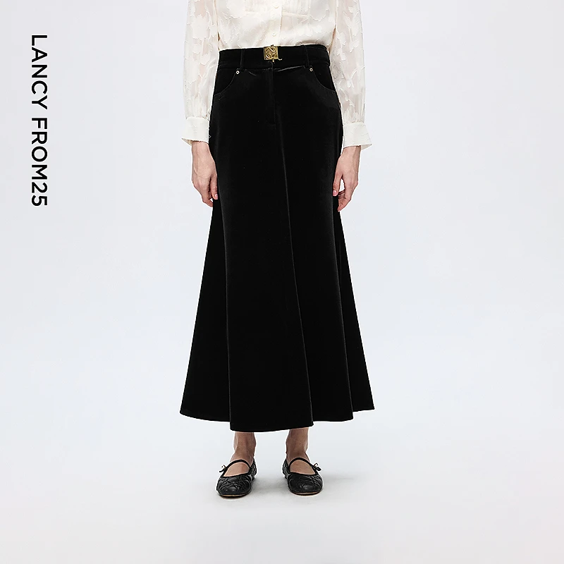 朗姿丝绒老钱风黑色半身裙女长款通勤高级感半裙2025年冬季新款