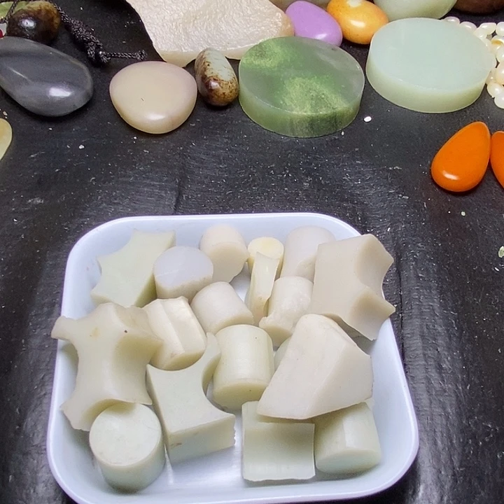 和田玉未镶嵌摆件