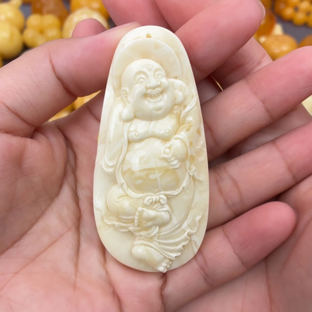 裸石琥珀未镶嵌瓷白佛