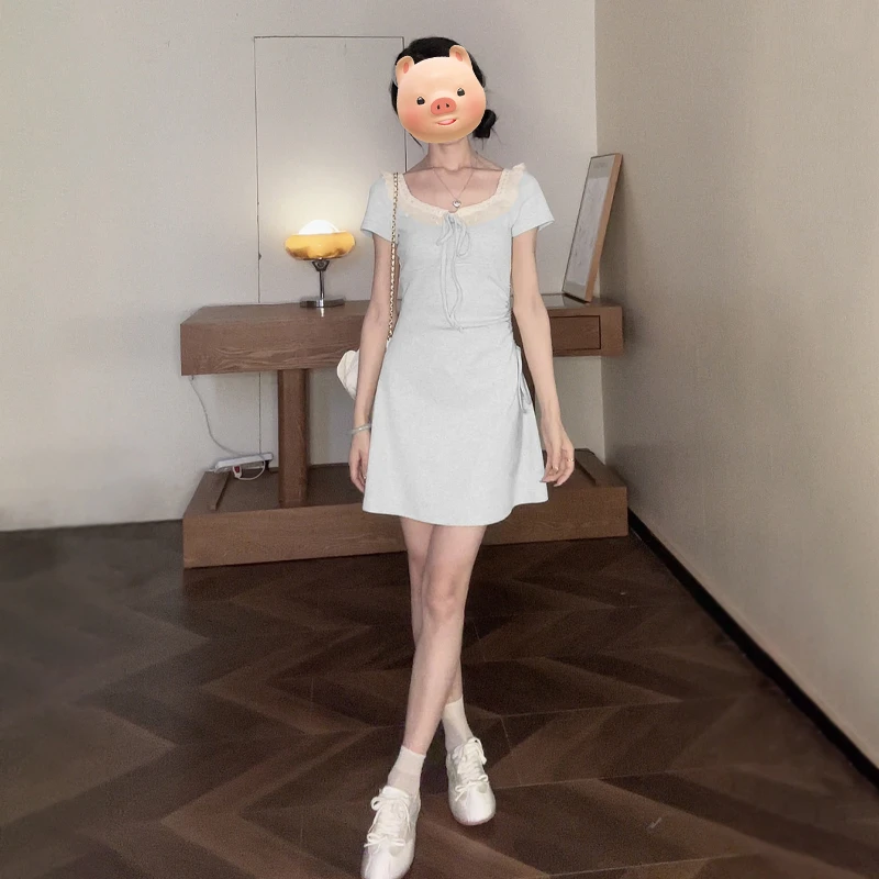2813法式气质超好看连衣裙子女夏2025温柔蕾丝花边领灰色收腰短裙