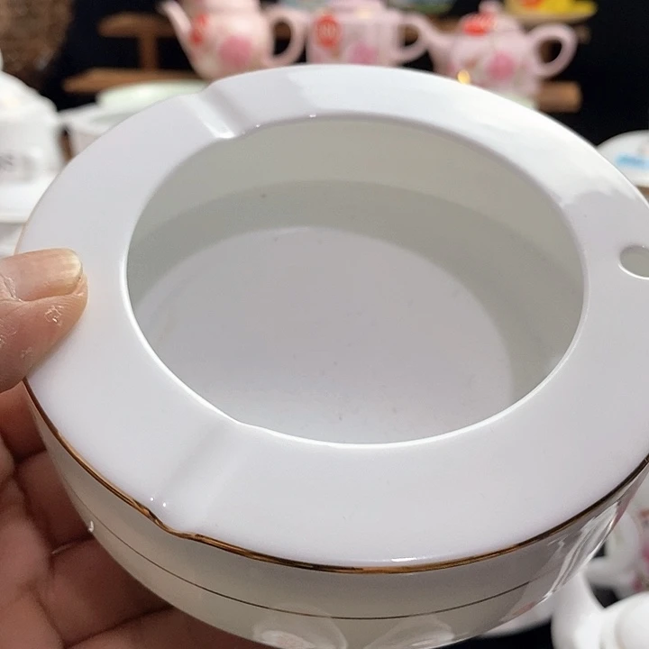 景德镇陶瓷，手绘描金