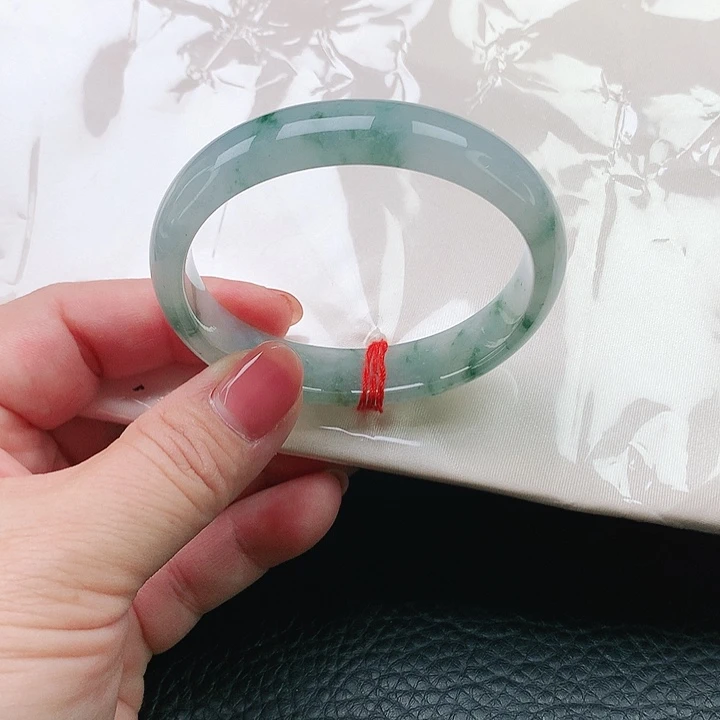 翡翠手镯未镶嵌翡翠116