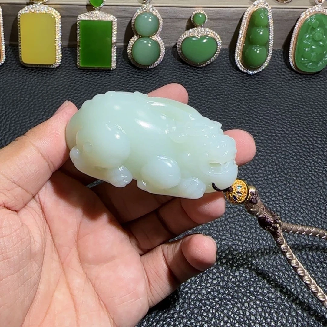 未镶嵌和田玉（白玉）挂件大**.