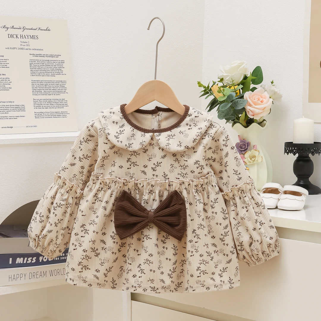 女宝罩衣幼儿园外穿碎花秋冬防水韩版儿童围裙洋气罩衣