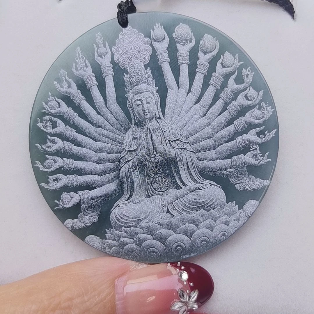 翡翠颈饰未镶嵌天然的A货翡翠多样性发货