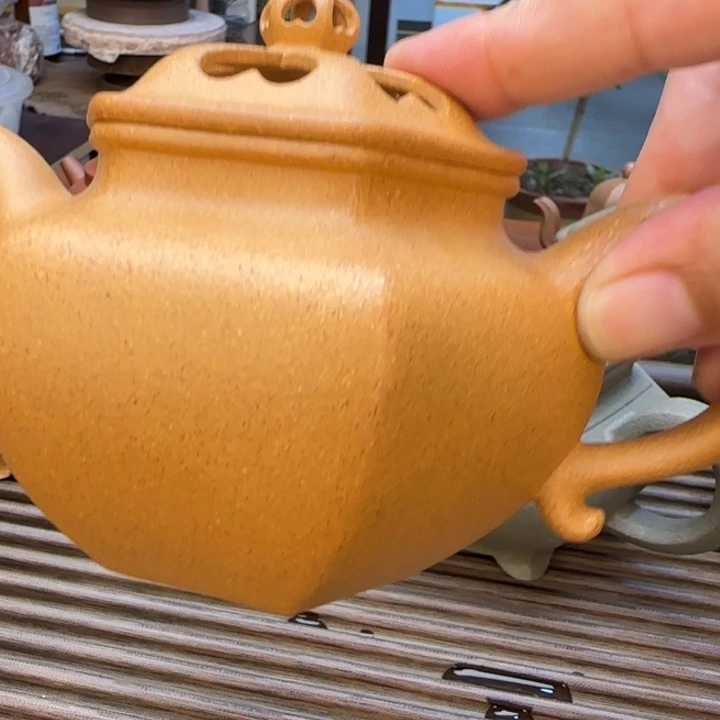 月***使茶壶紫砂密密麻麻