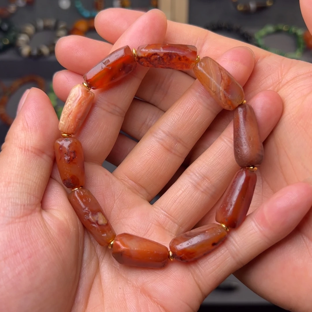 盖***军玛瑙/玉髓合金颈饰