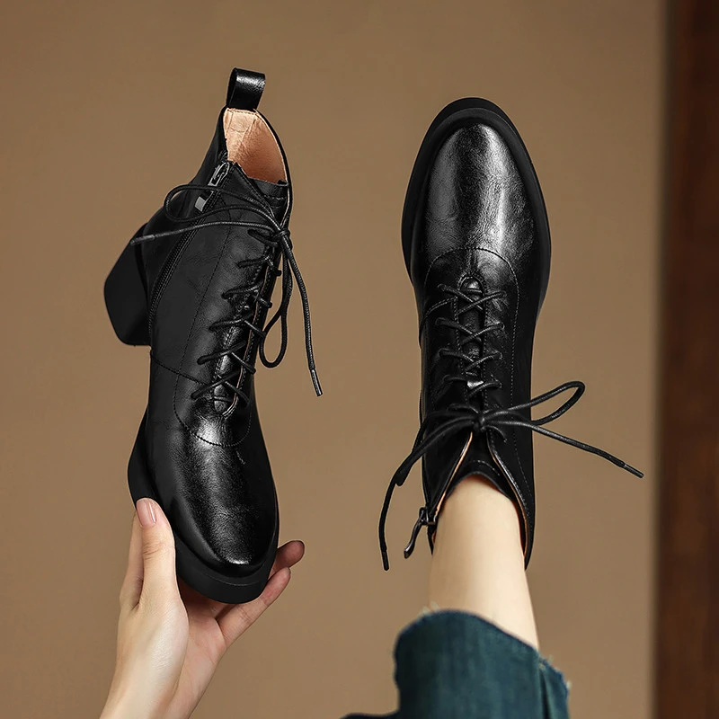 马丁靴女短靴秋冬新款2025女鞋英伦风短靴中跟真皮女靴大码41-43