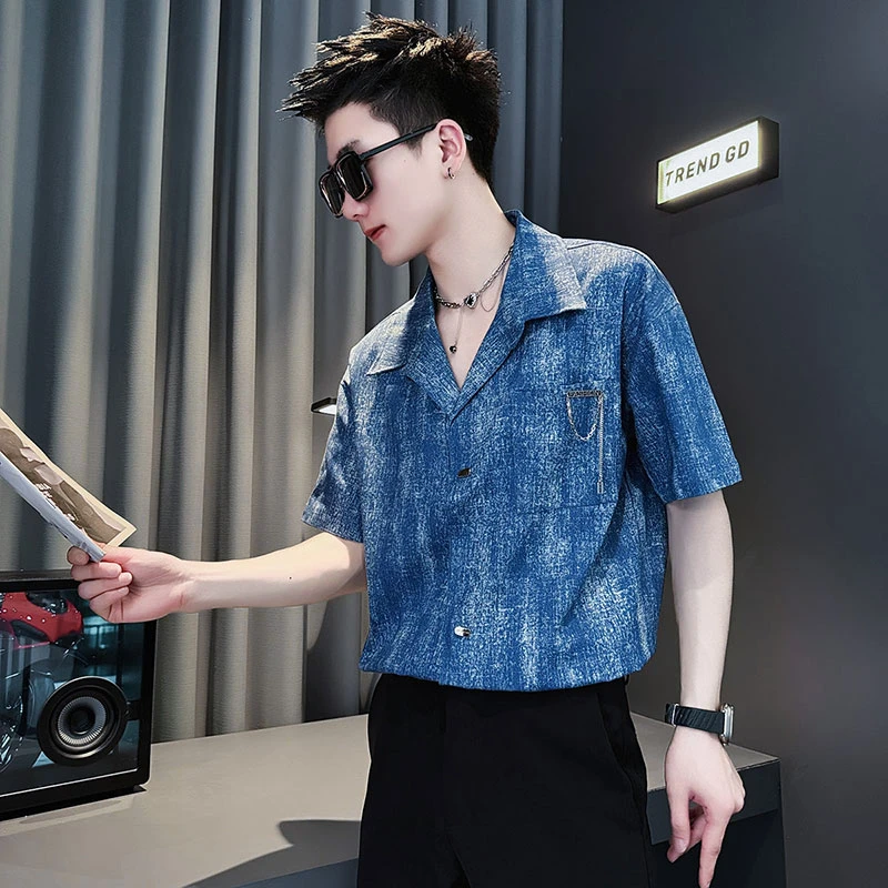 高级感牛仔蓝短袖衬衫男夏季薄款寸衫2025新款休闲痞帅风半袖衬衣