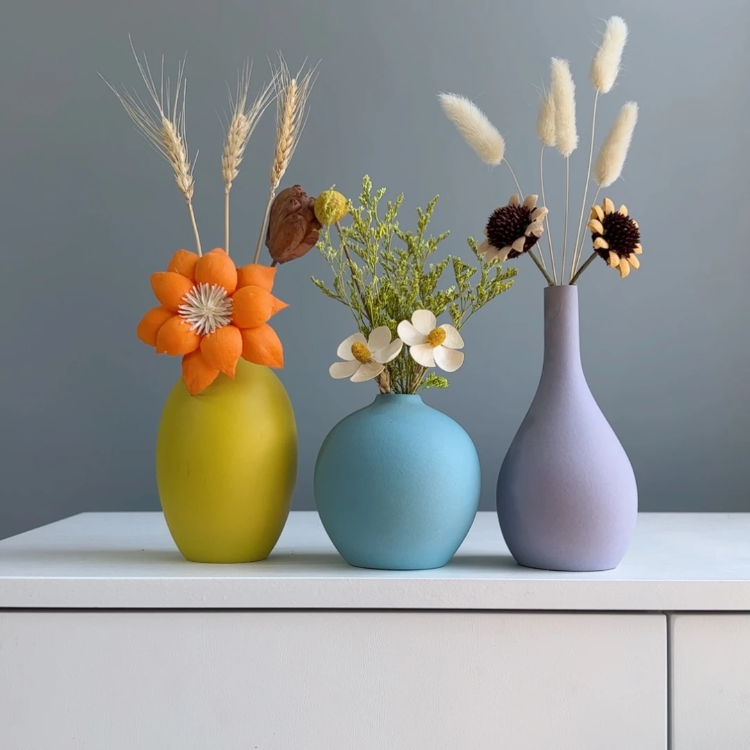 摆件陶瓷小花瓶摆件含花总高约20-30cm